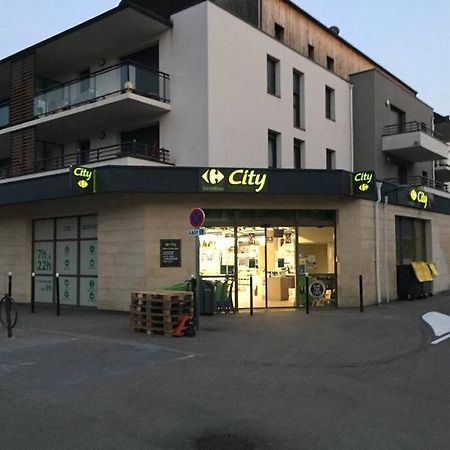 Logement A Brive Avec Terrasse Et Climatisation - Pres De La Gare Et Du Centre-Ville - Wifi Et Stationnement Gratuit 外观 照片