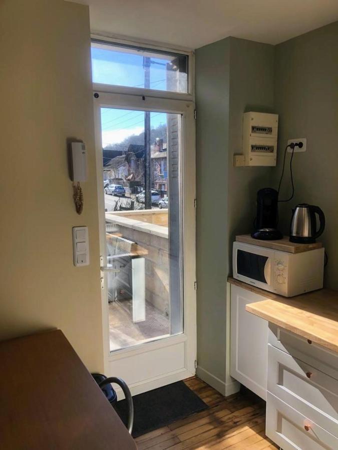 Logement A Brive Avec Terrasse Et Climatisation - Pres De La Gare Et Du Centre-Ville - Wifi Et Stationnement Gratuit 外观 照片