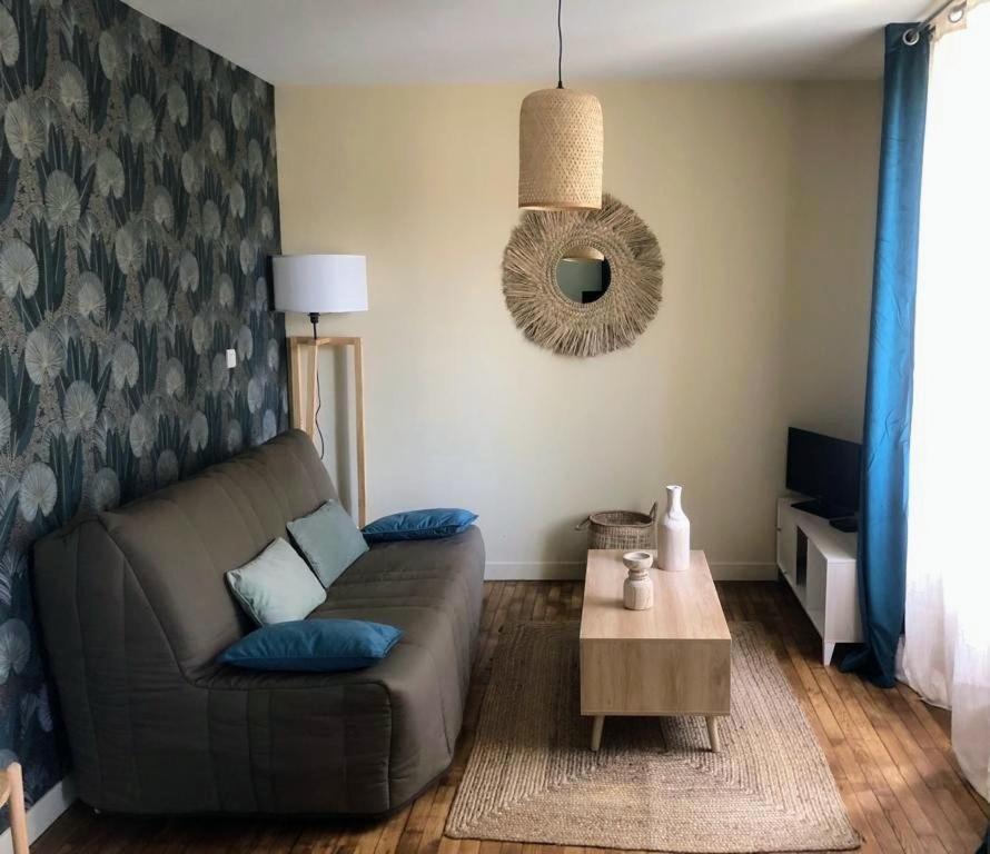 Logement A Brive Avec Terrasse Et Climatisation - Pres De La Gare Et Du Centre-Ville - Wifi Et Stationnement Gratuit 外观 照片